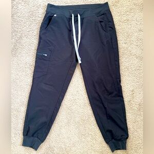 Black figs, Zamora style jogger, scrub pants